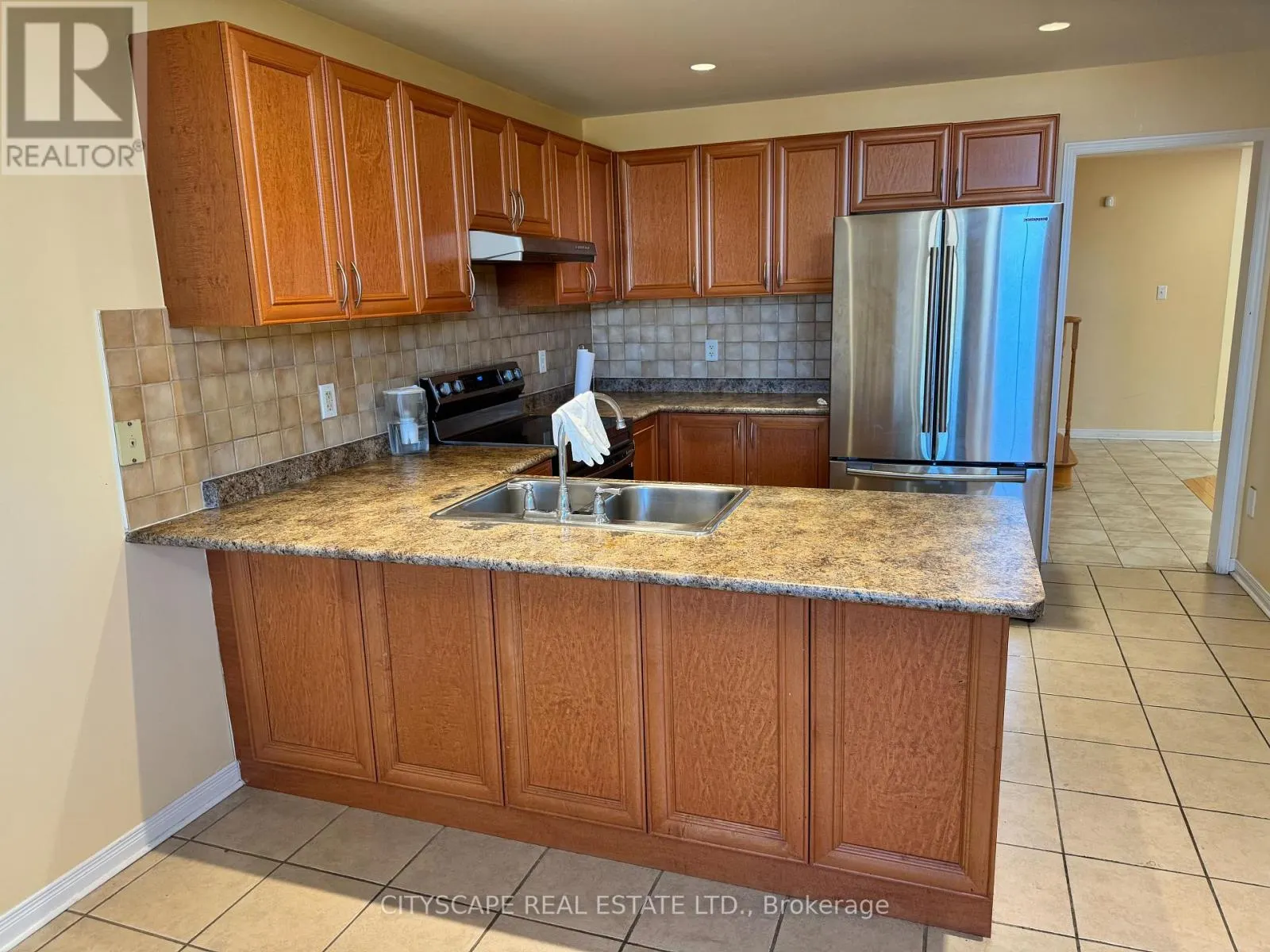 5077 DUBONET DRIVE
