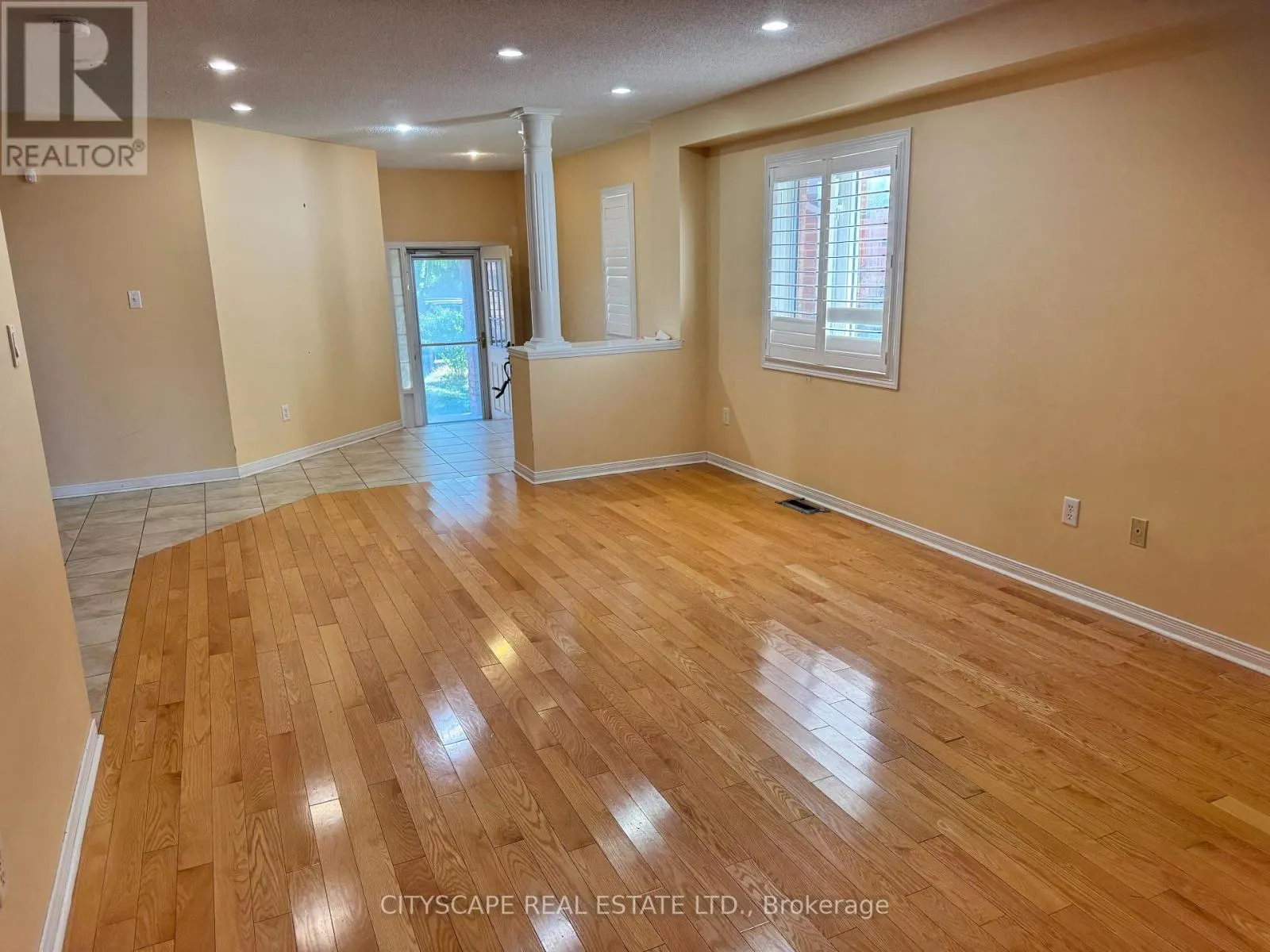 5077 DUBONET DRIVE