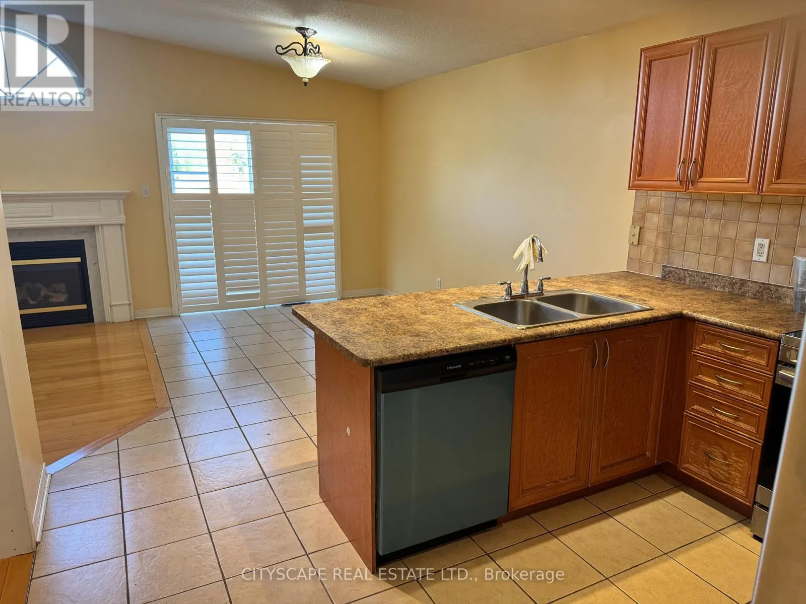 5077 DUBONET DRIVE