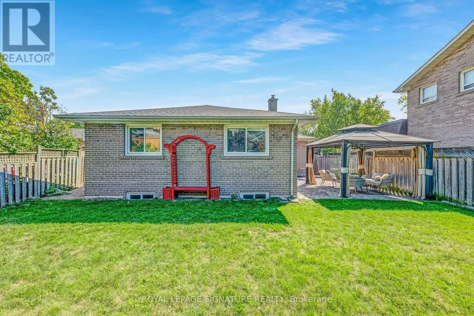 1256 TYNEBURN CRESCENT