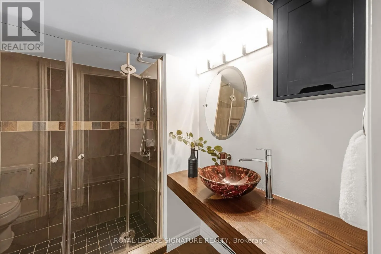 1256 TYNEBURN CRESCENT