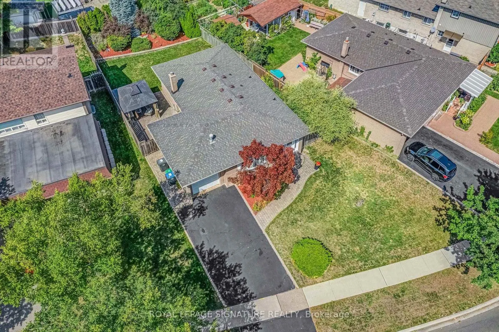 1256 TYNEBURN CRESCENT