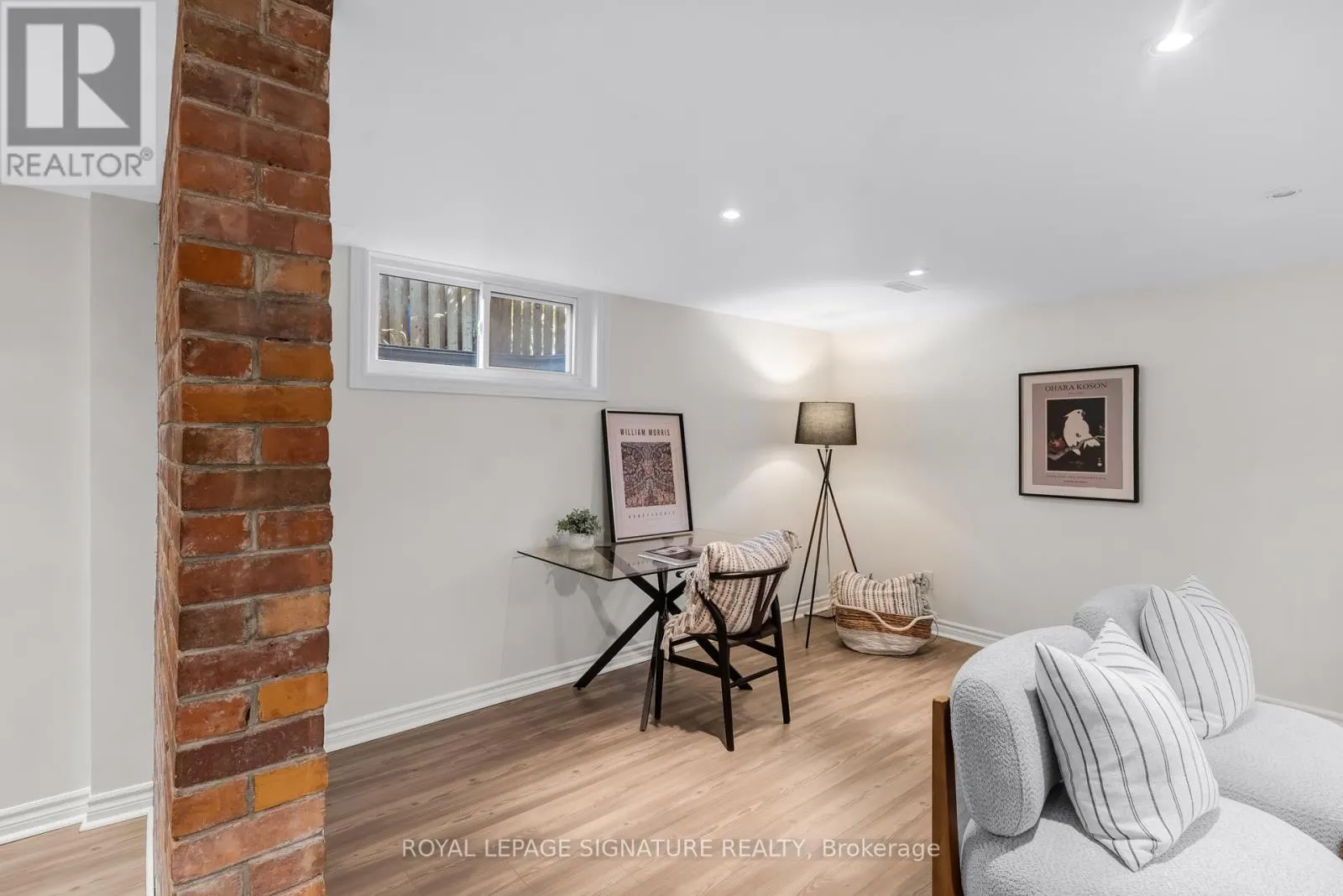 1256 TYNEBURN CRESCENT