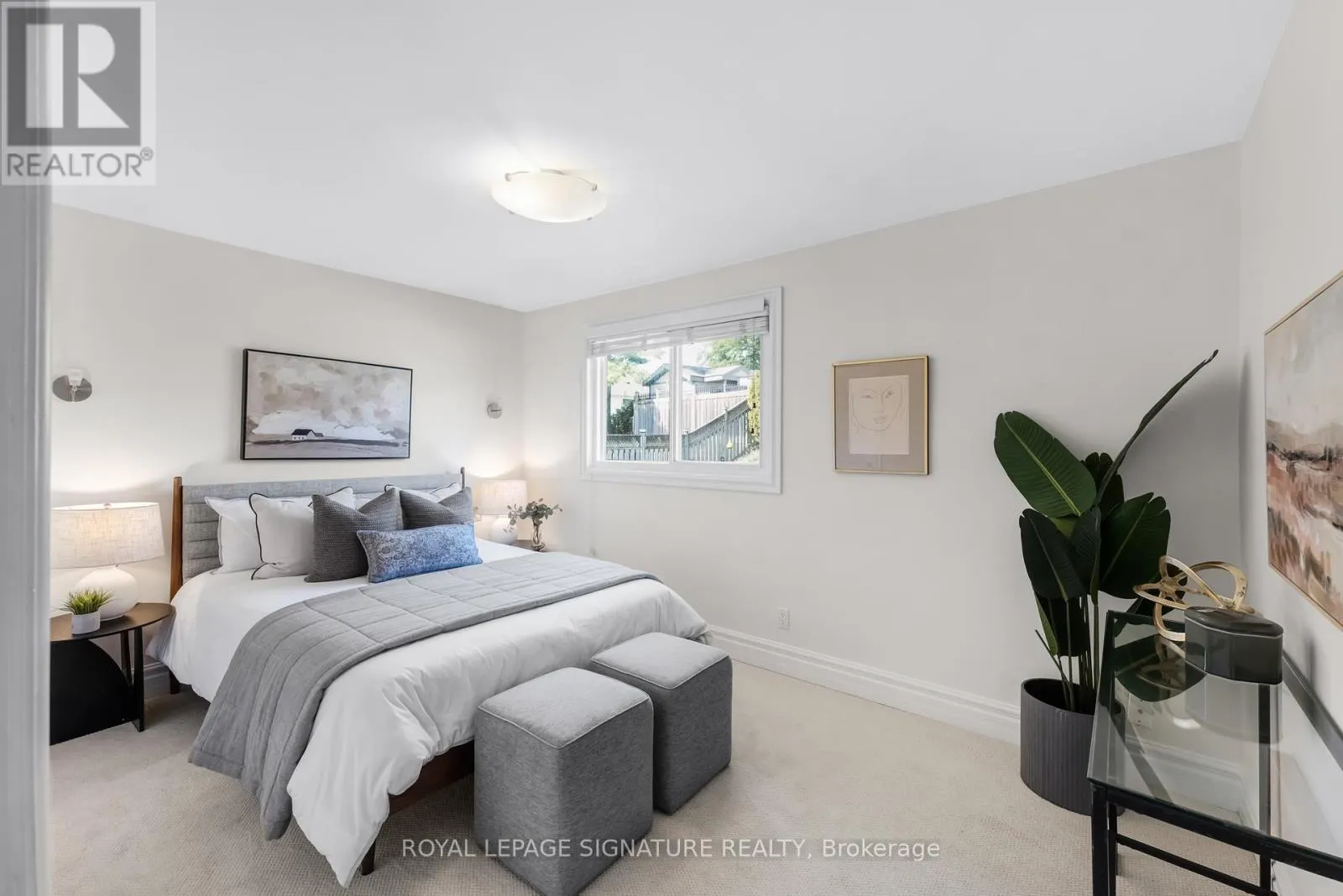 1256 TYNEBURN CRESCENT