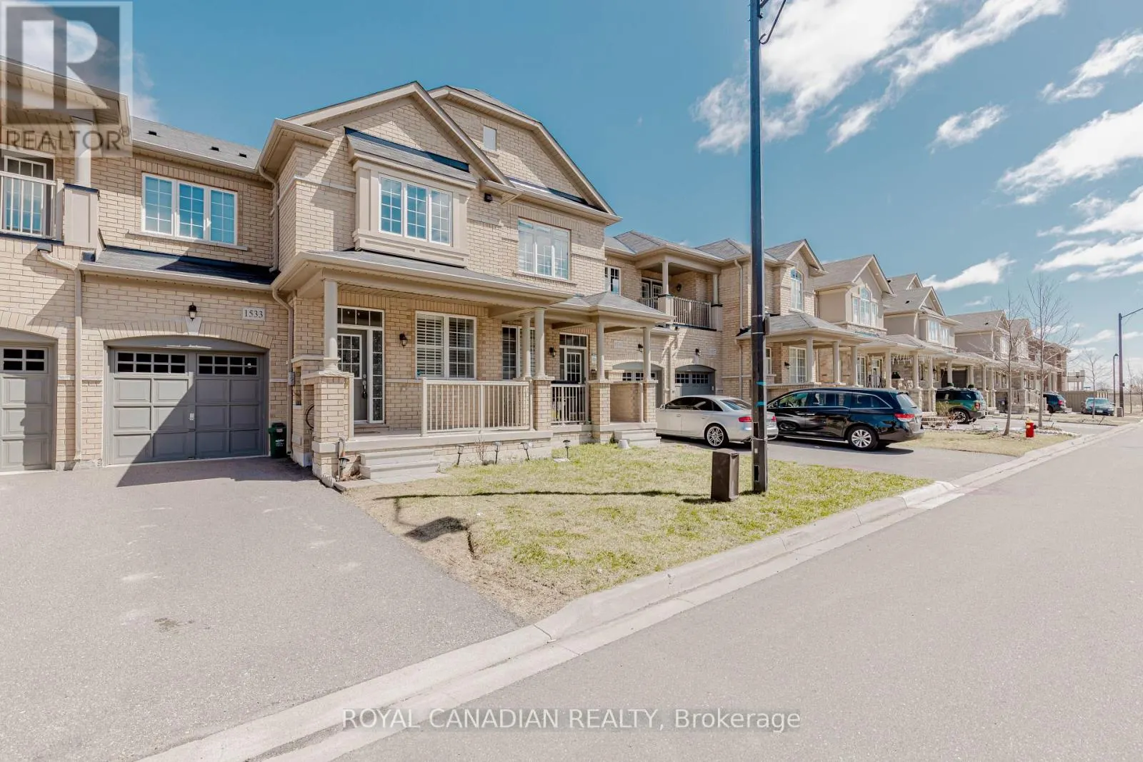 1533 CARR LANDING