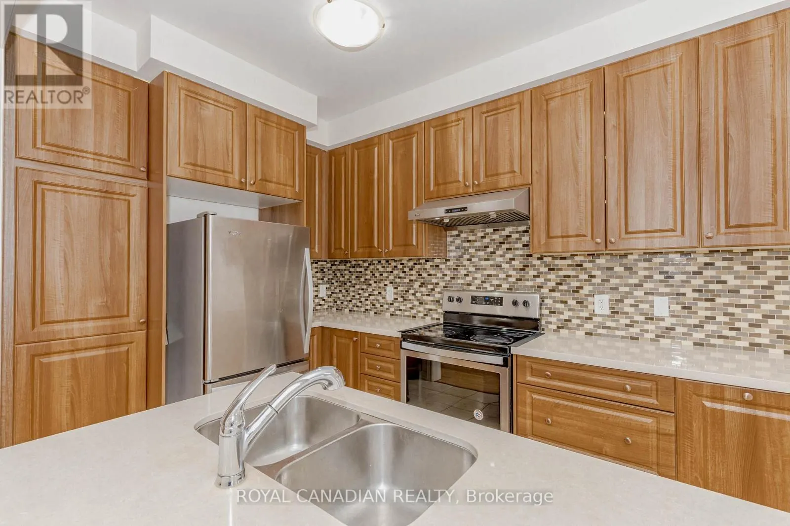 1533 CARR LANDING