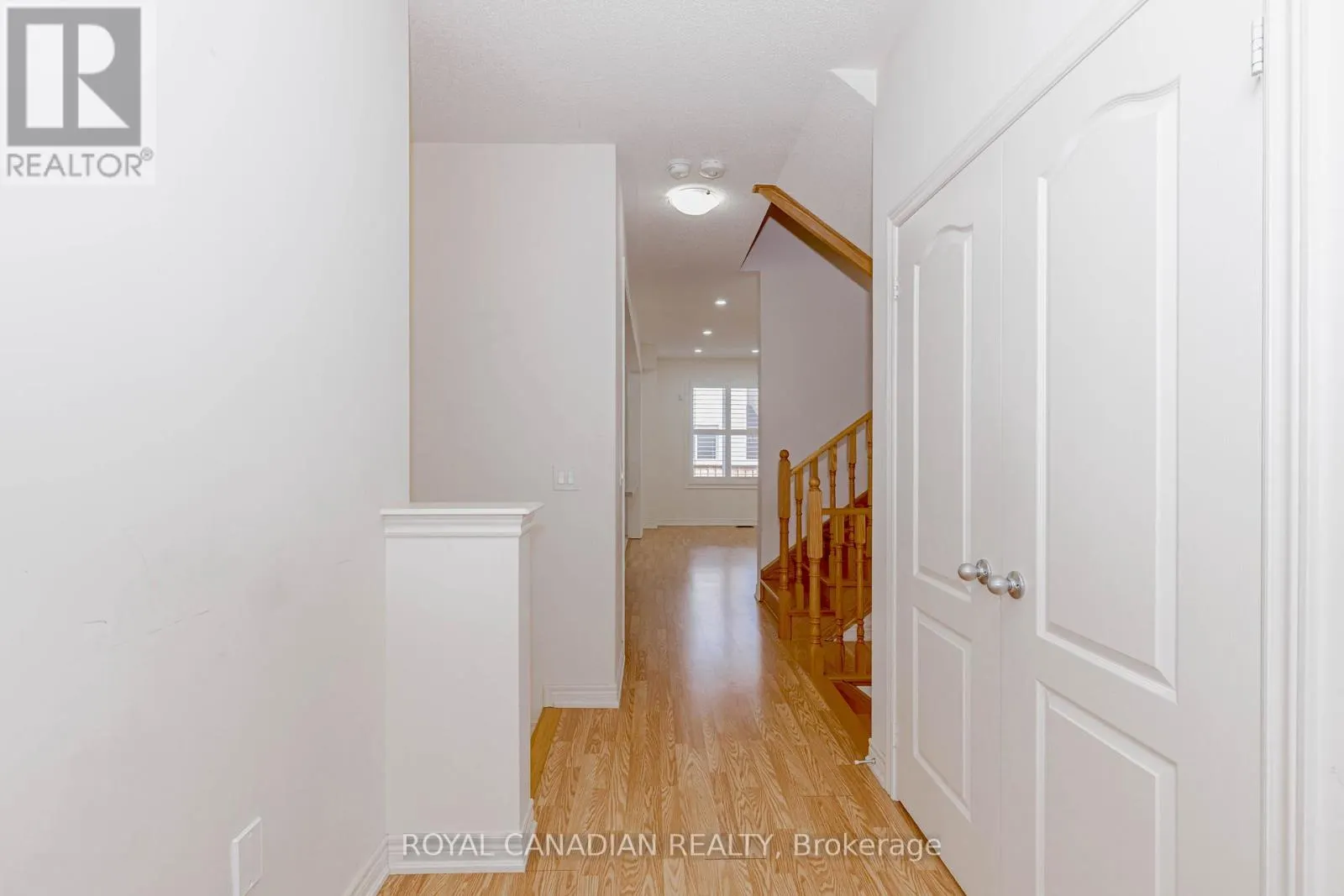 1533 CARR LANDING