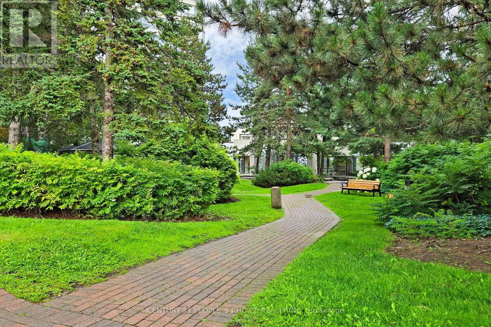 1910 - 24 HANOVER ROAD