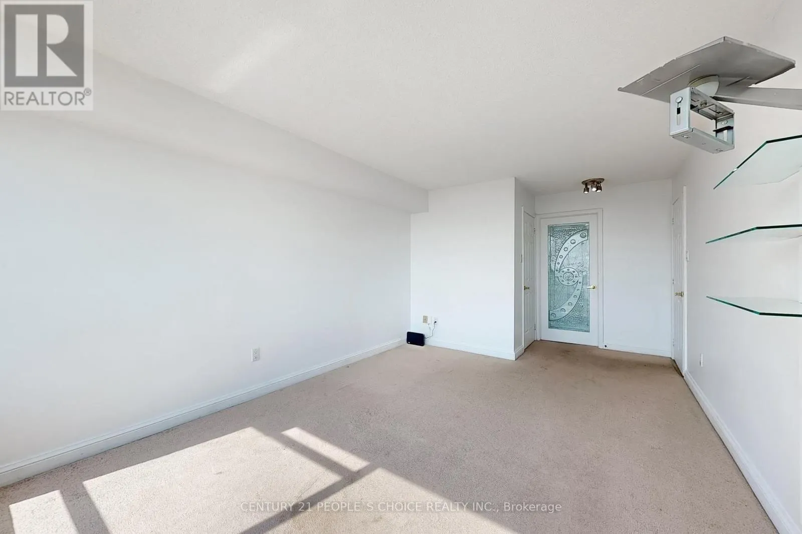 1910 - 24 HANOVER ROAD