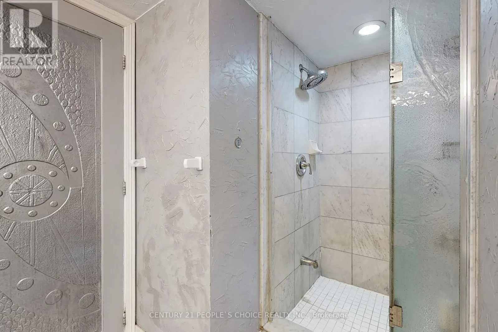 1910 - 24 HANOVER ROAD