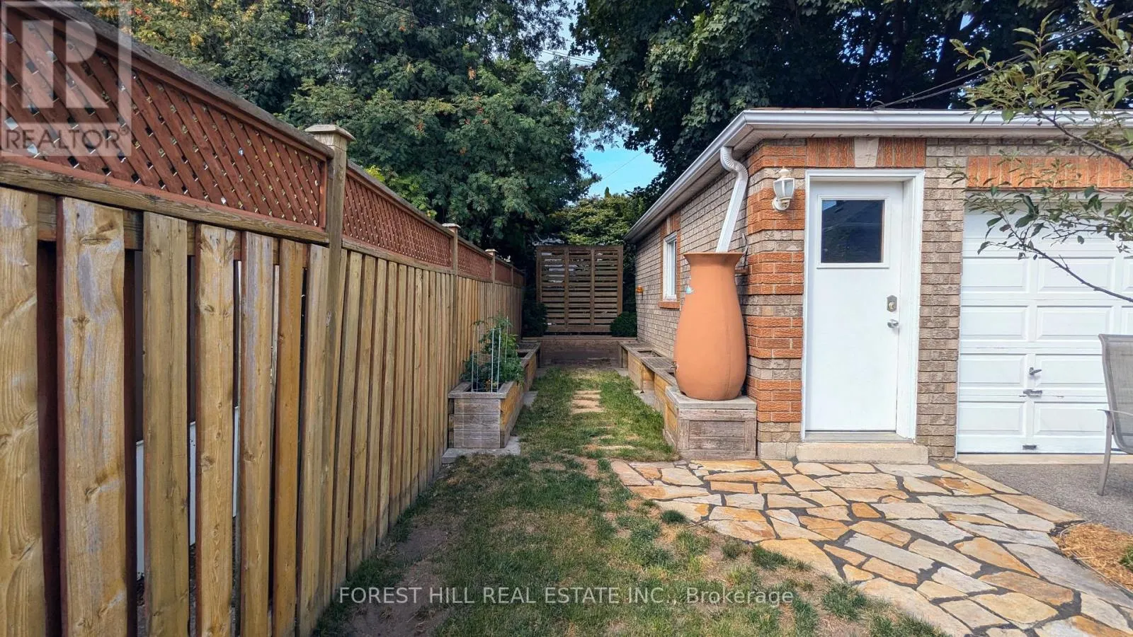 34 ROTHERHAM AVENUE