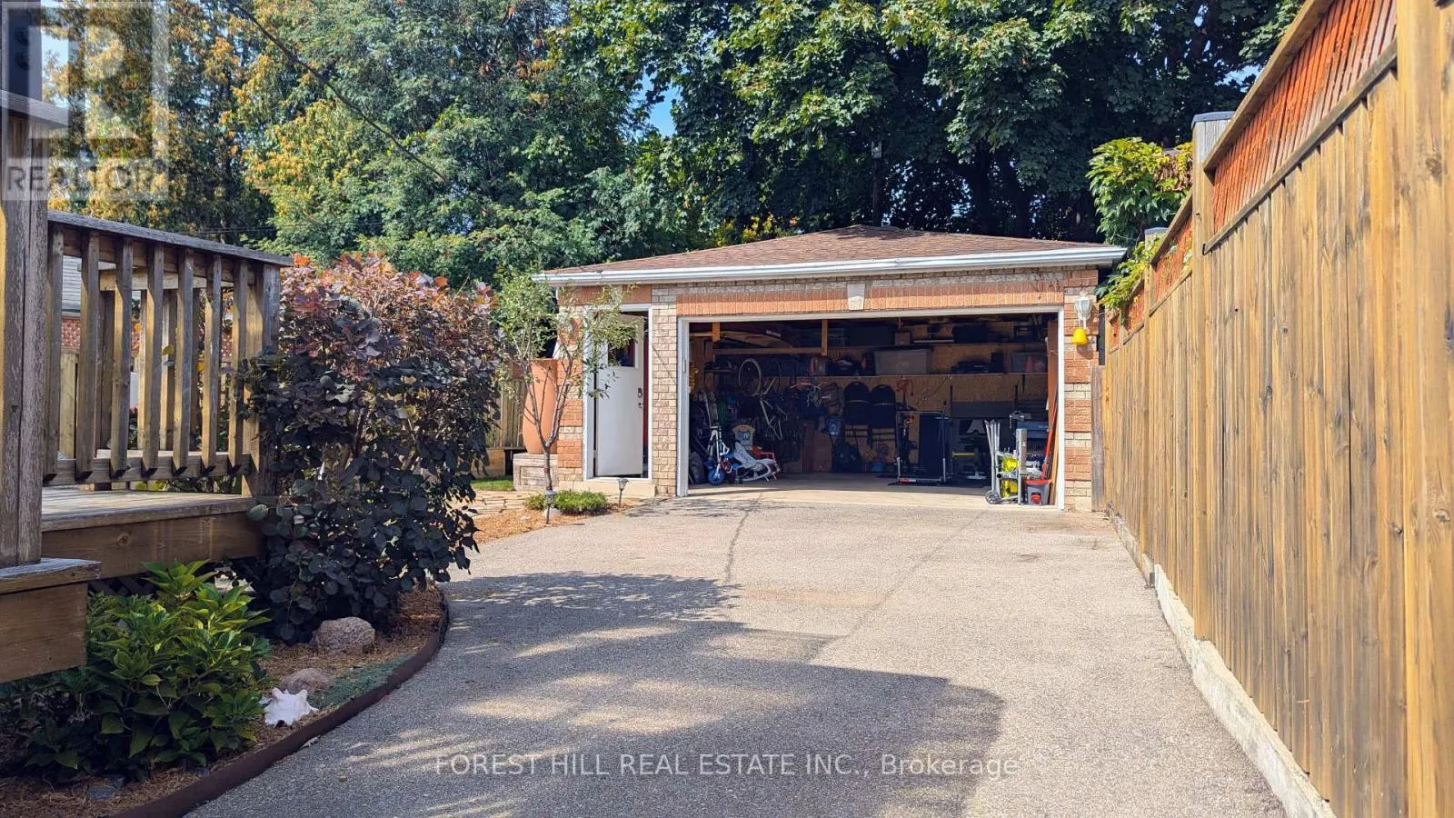 34 ROTHERHAM AVENUE