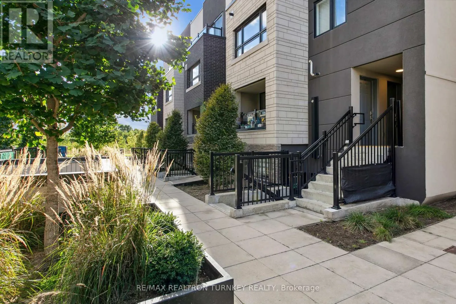116 - 1135 COOKE BOULEVARD