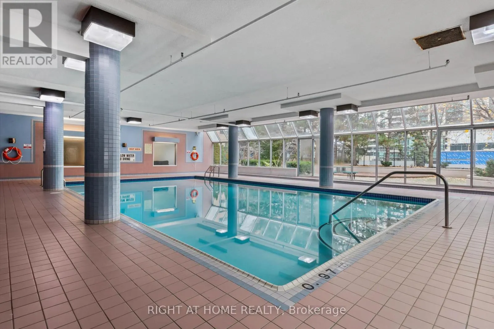 2004 - 285 ENFIELD PLACE