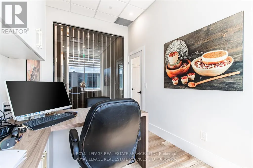 215 - 1670 NORTH SERVICE ROAD
