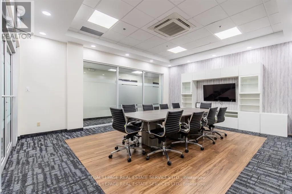 215 - 1670 NORTH SERVICE ROAD