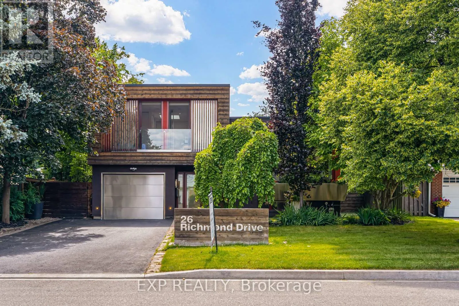 26 RICHMOND DRIVE