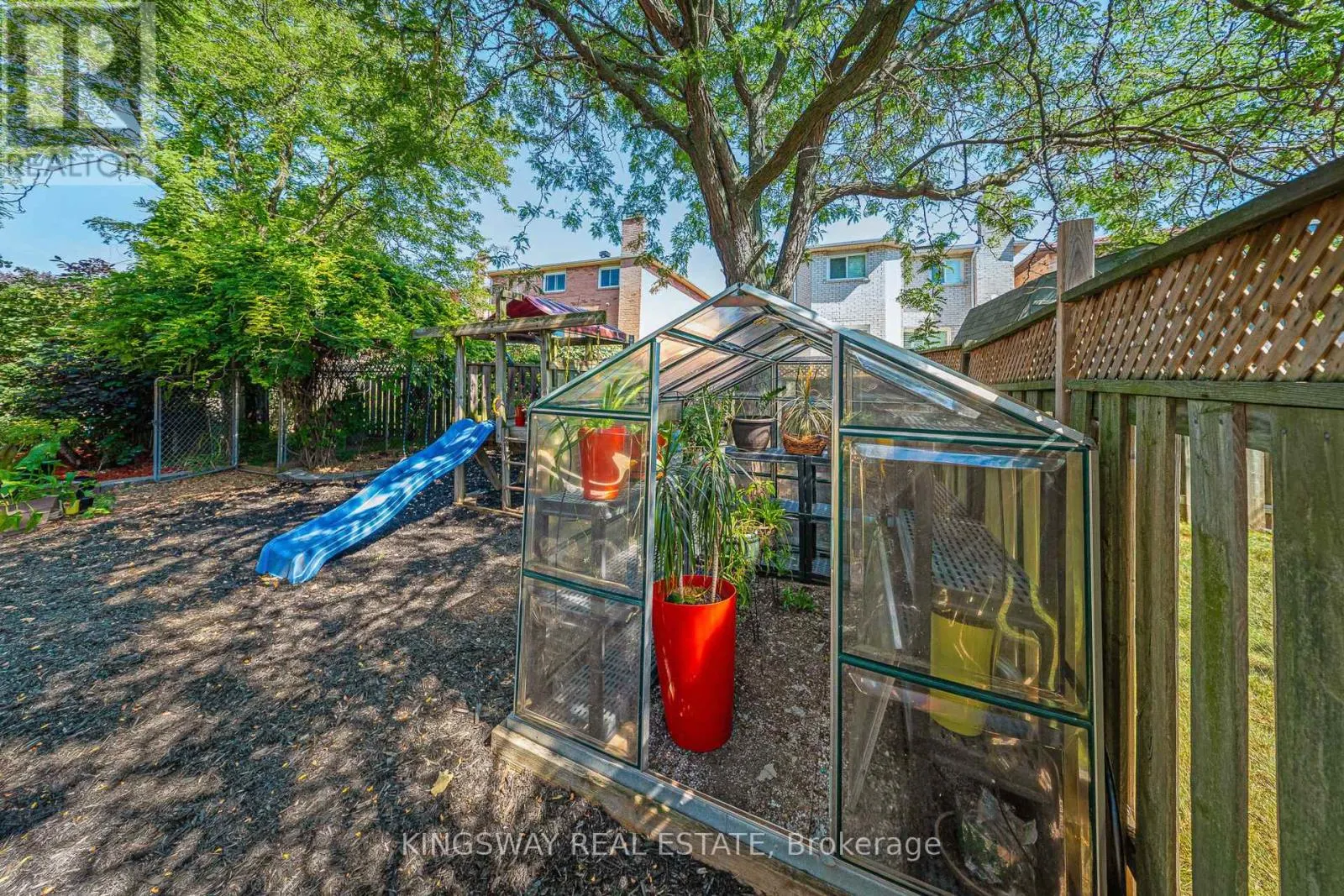 6059 TILLSDOWN DRIVE
