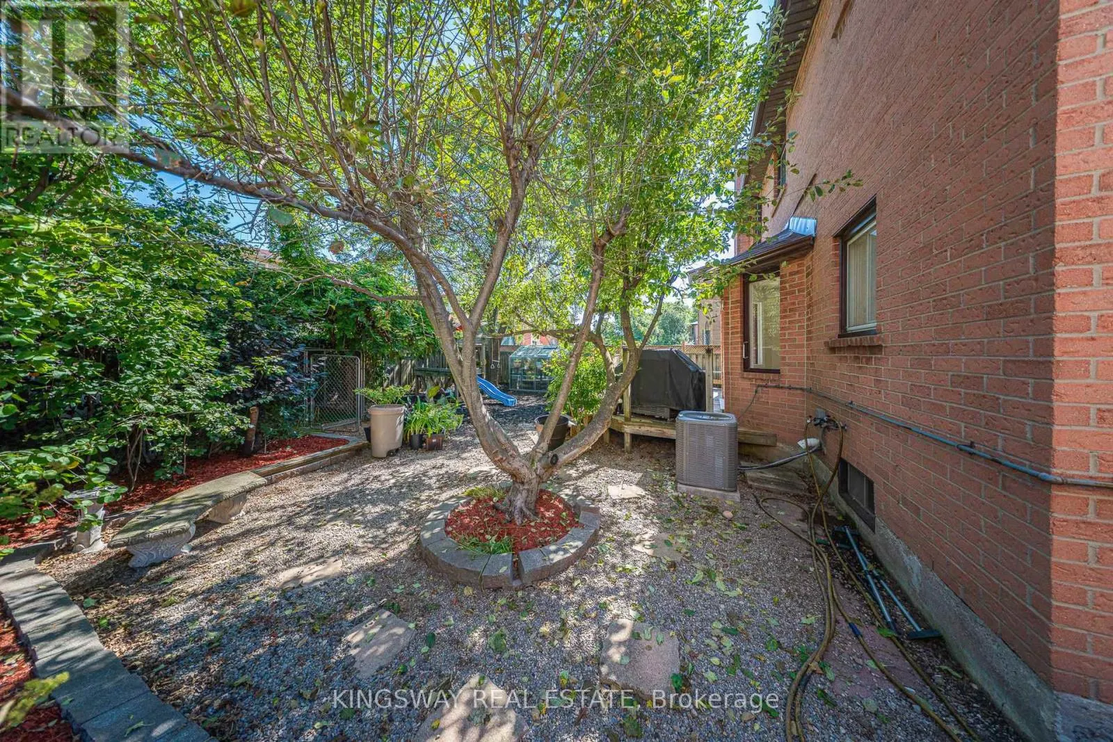 6059 TILLSDOWN DRIVE