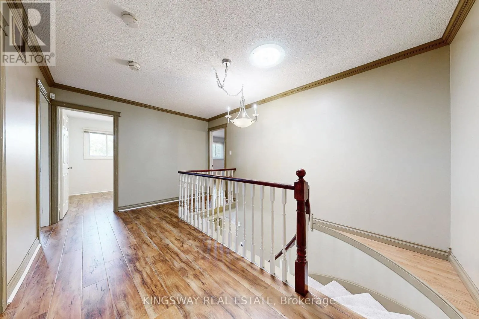 6059 TILLSDOWN DRIVE