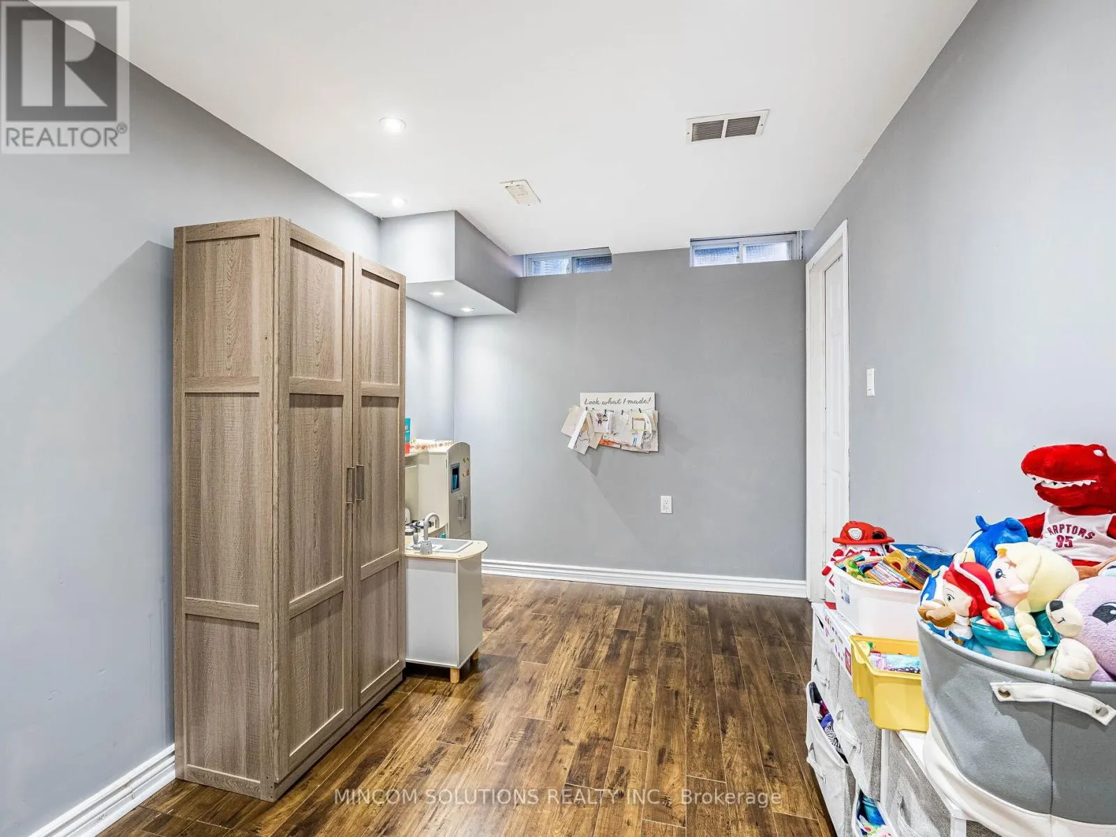 88 COREY CIRCLE