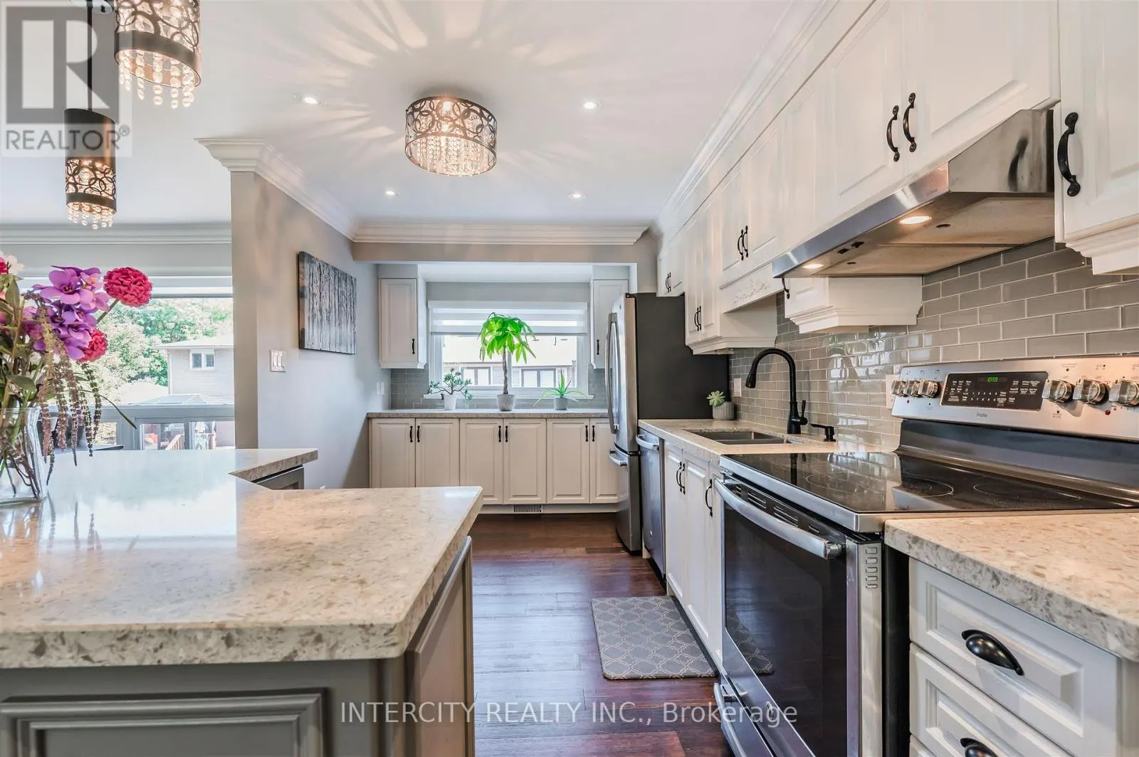 146 CONNAUGHT CRESCENT