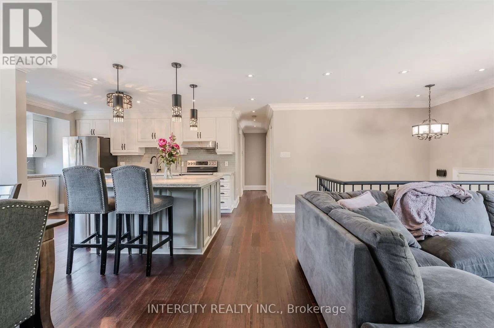 146 CONNAUGHT CRESCENT