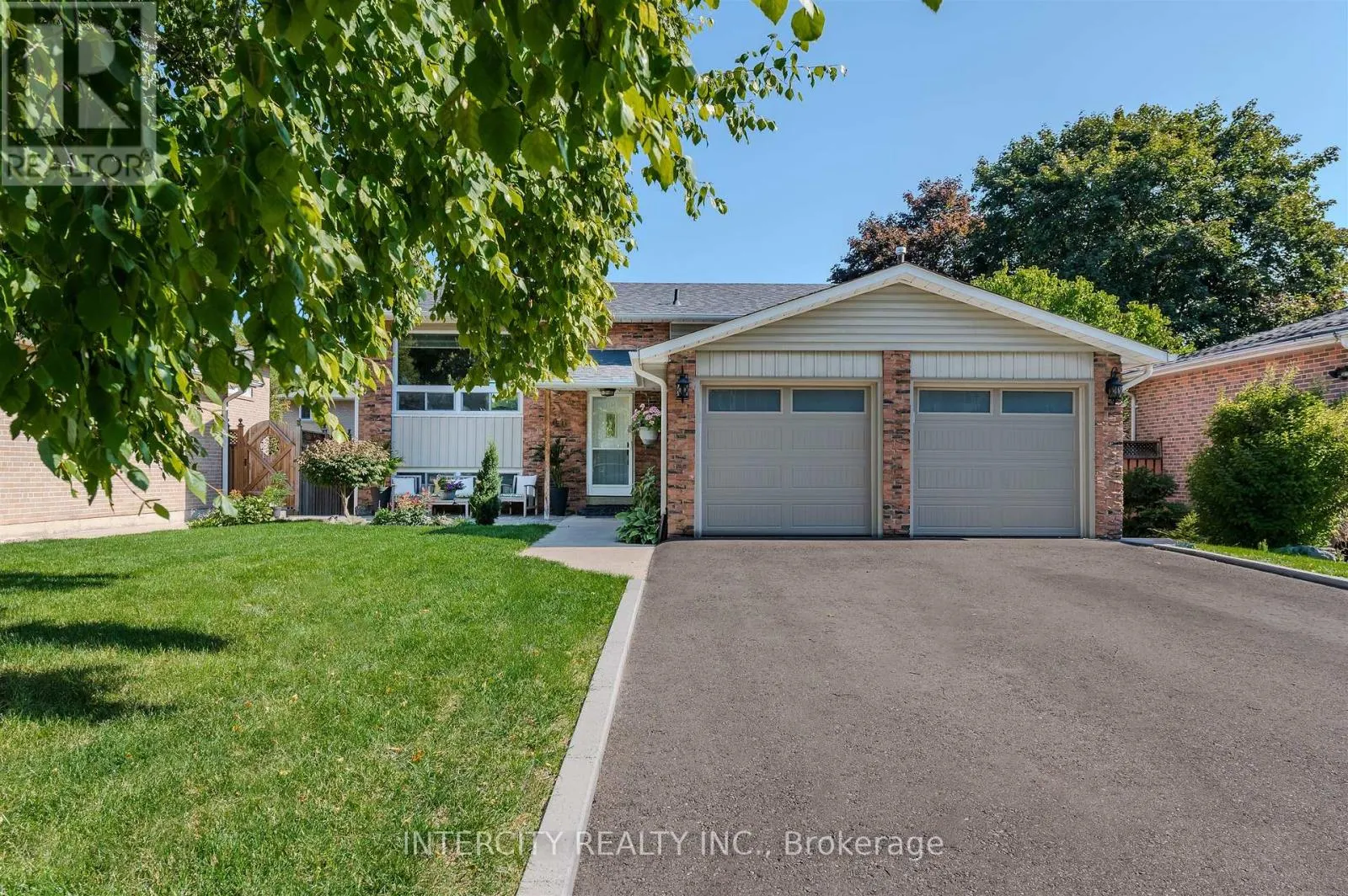 146 CONNAUGHT CRESCENT
