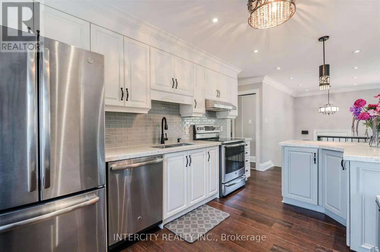 146 CONNAUGHT CRESCENT