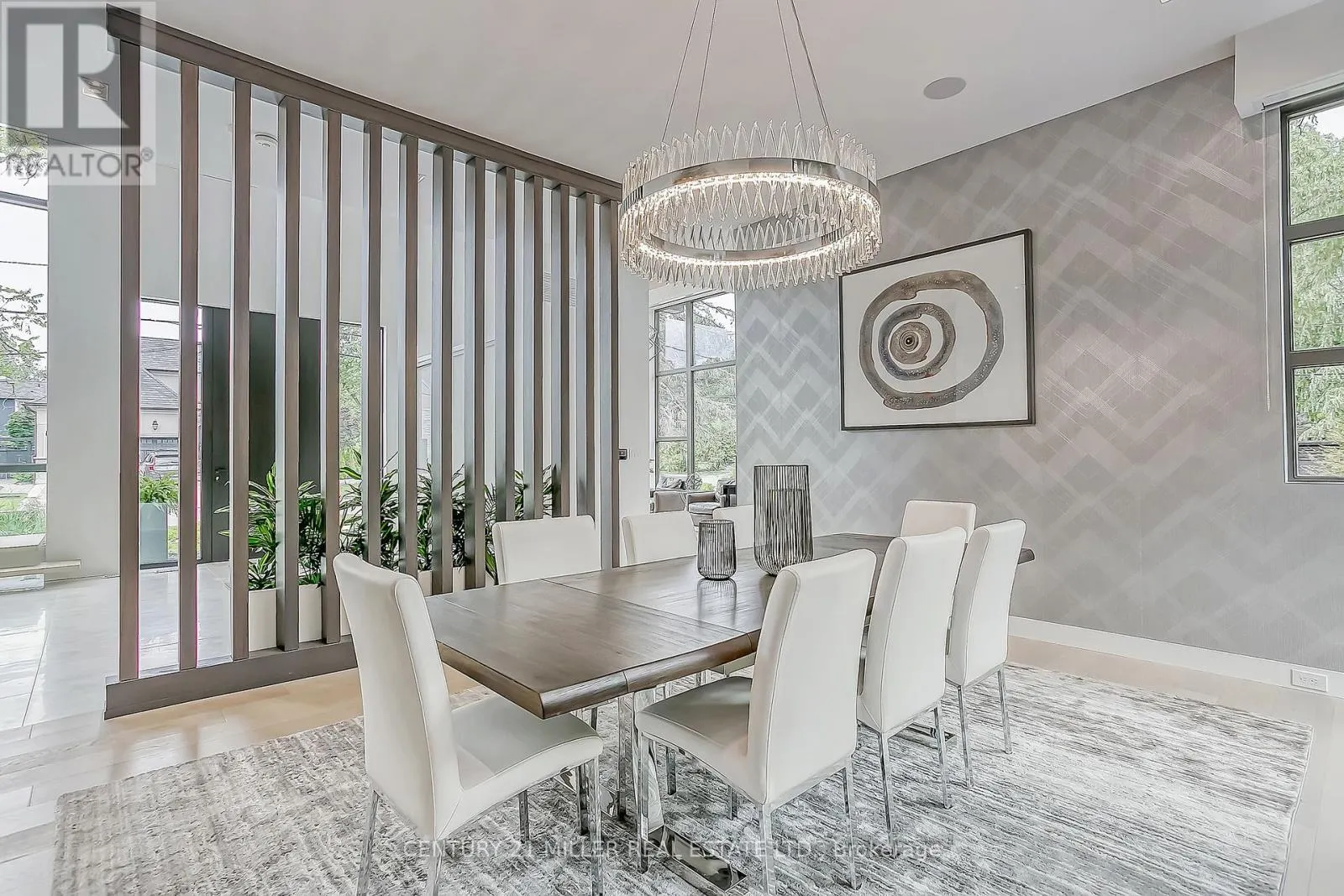 421 CHARTWELL ROAD