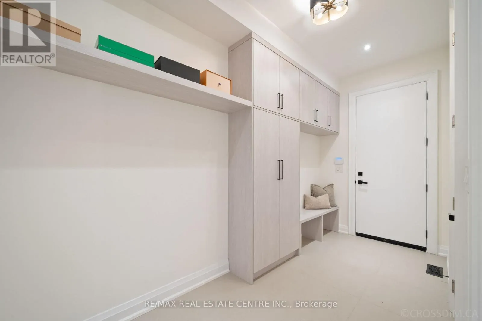 1065 REBECCA STREET