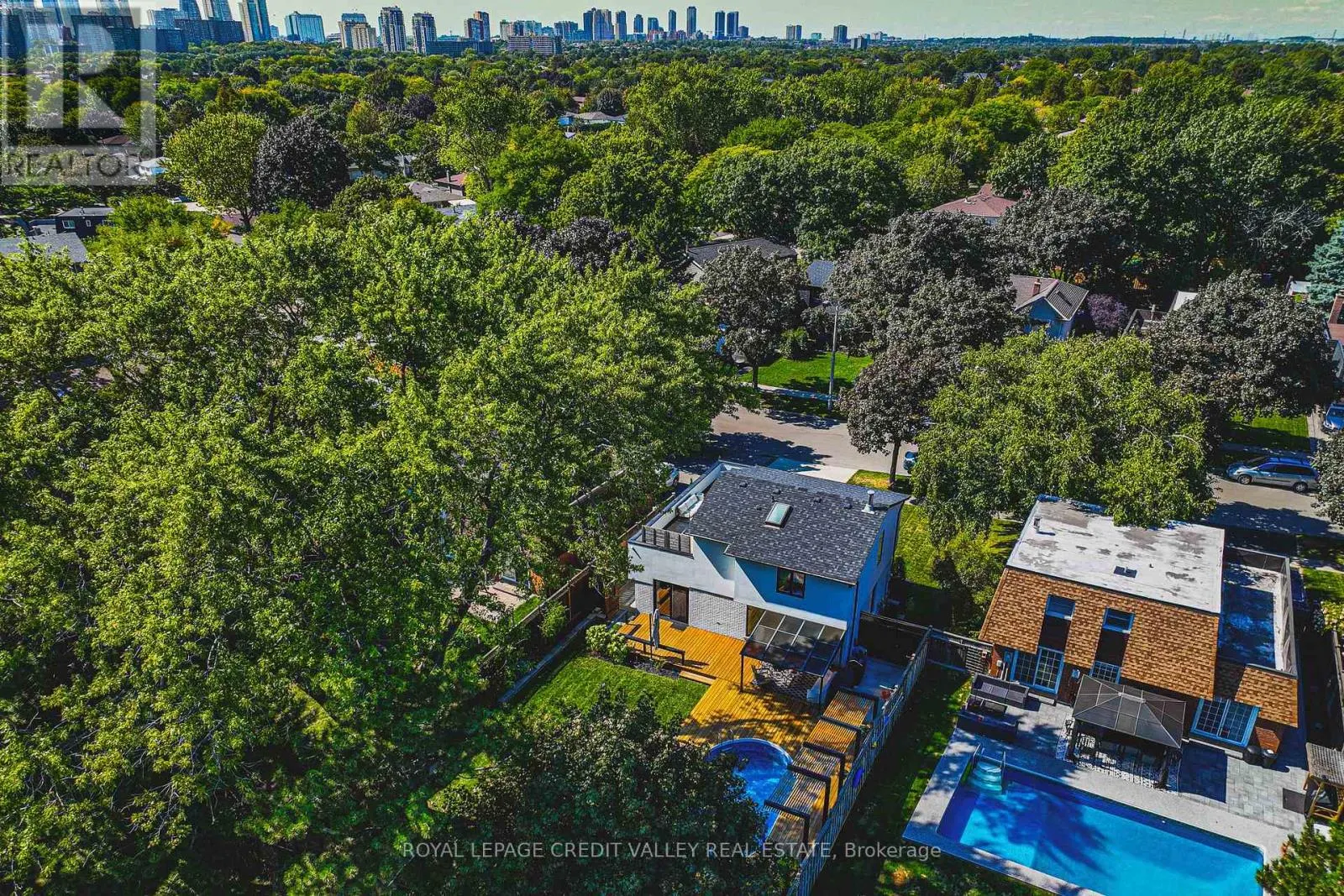 618 SANTEE GATE