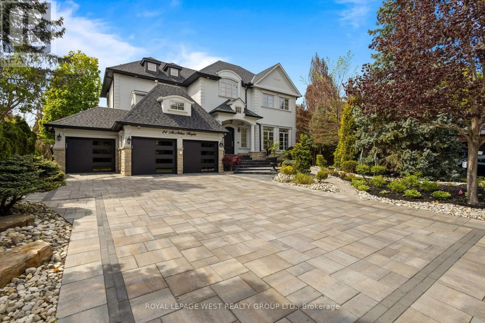 24 MCARTHUR HEIGHTS