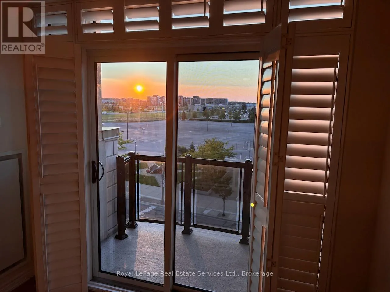411 - 216 OAK PARK BOULEVARD, #411