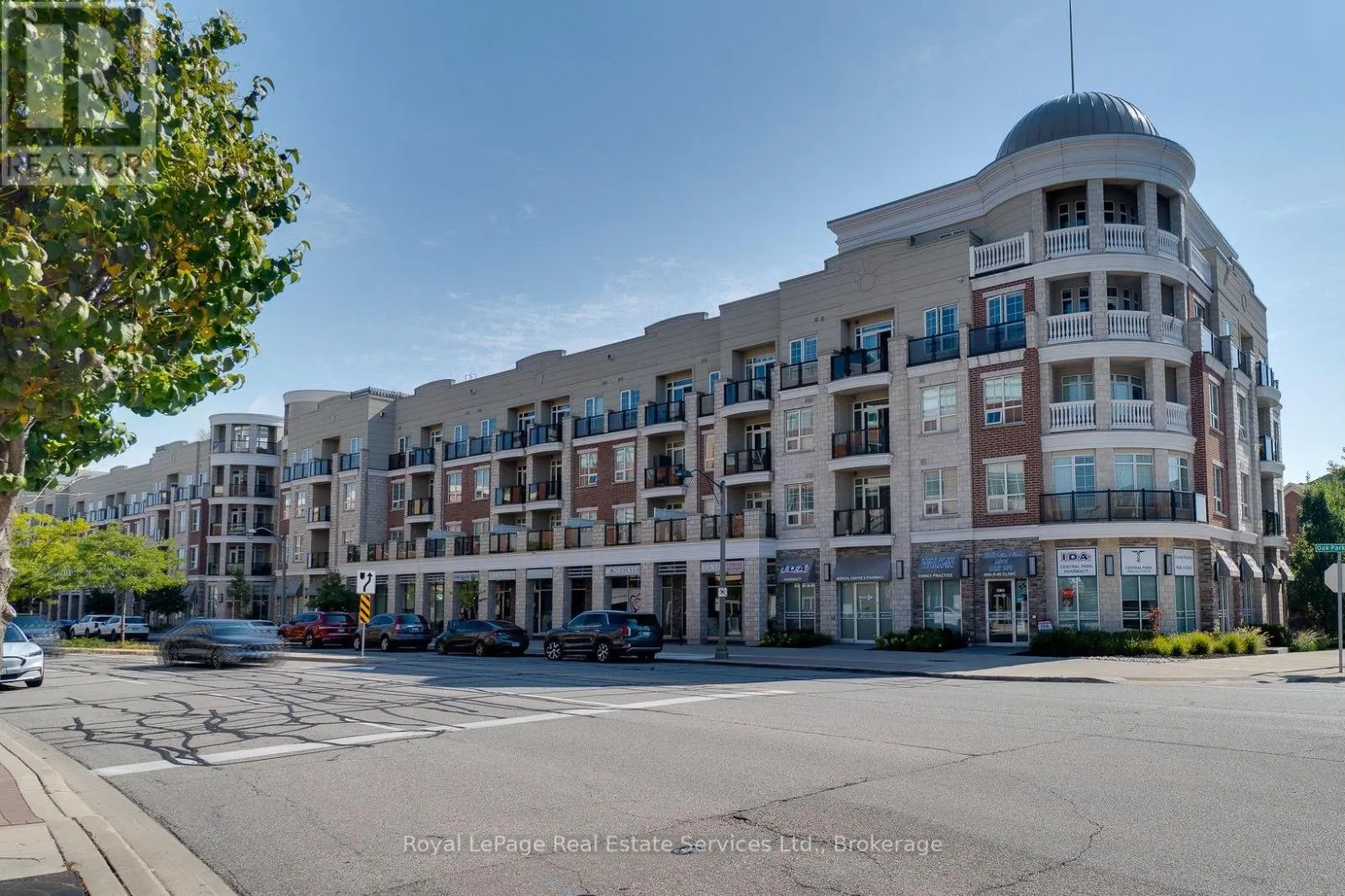 411 - 216 OAK PARK BOULEVARD, #411