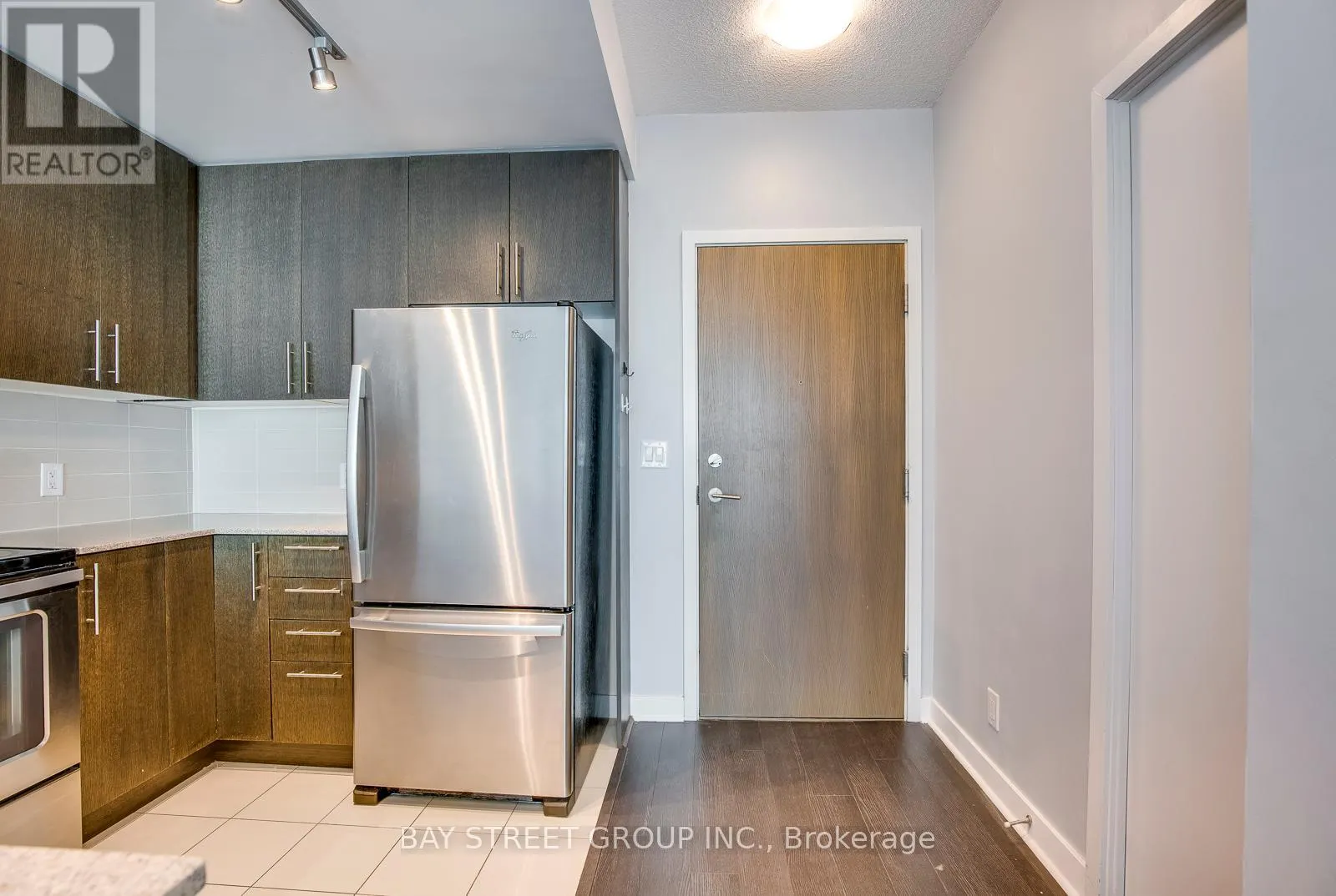 803 - 3985 GRAND PARK DRIVE