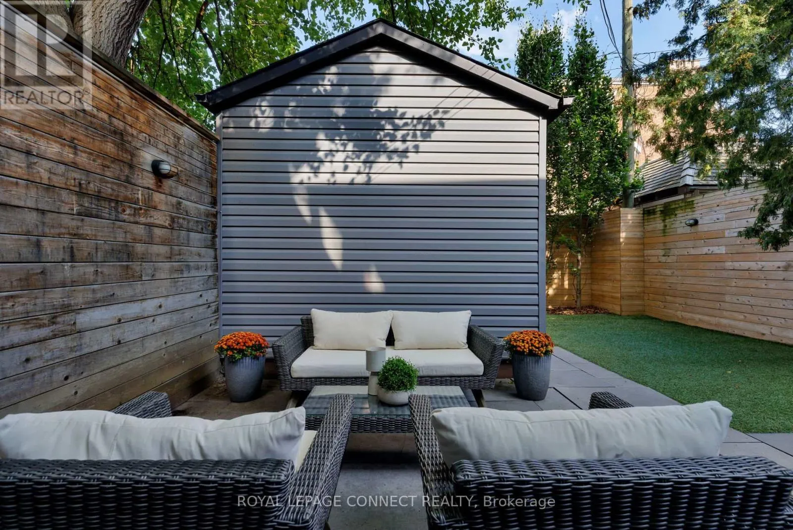 209 INDIAN ROAD