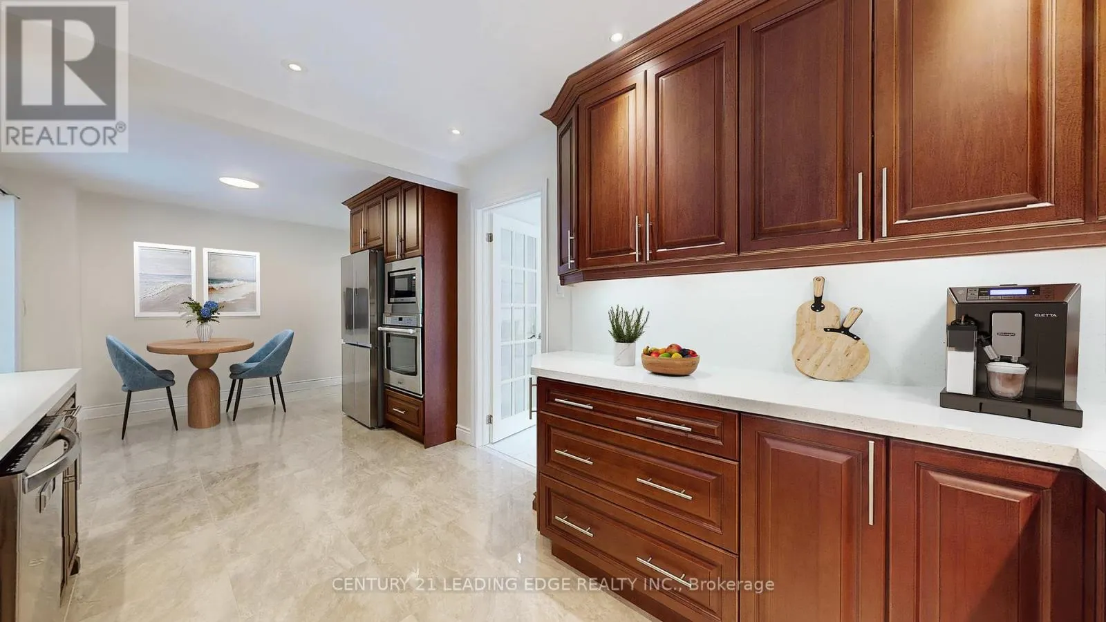 10 VIVALDI CRESCENT