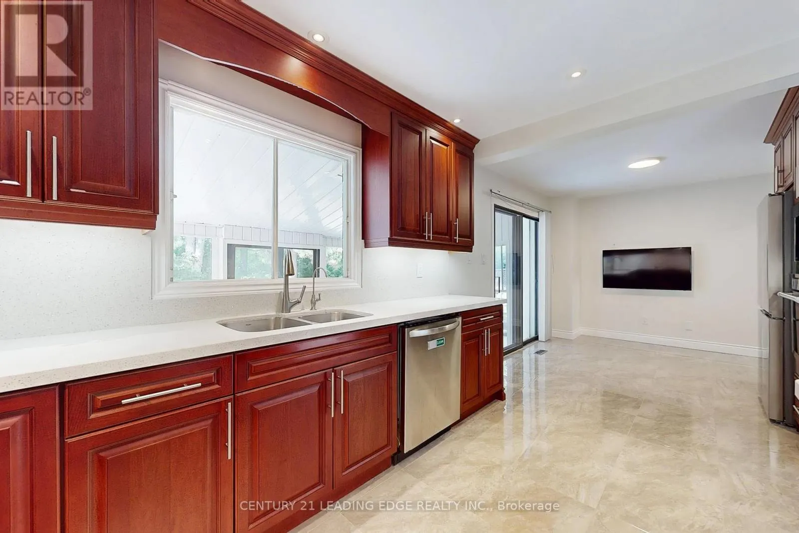 10 VIVALDI CRESCENT