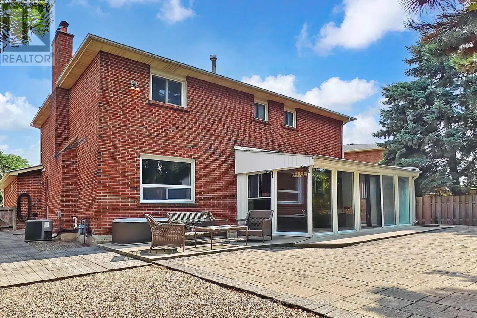 10 VIVALDI CRESCENT