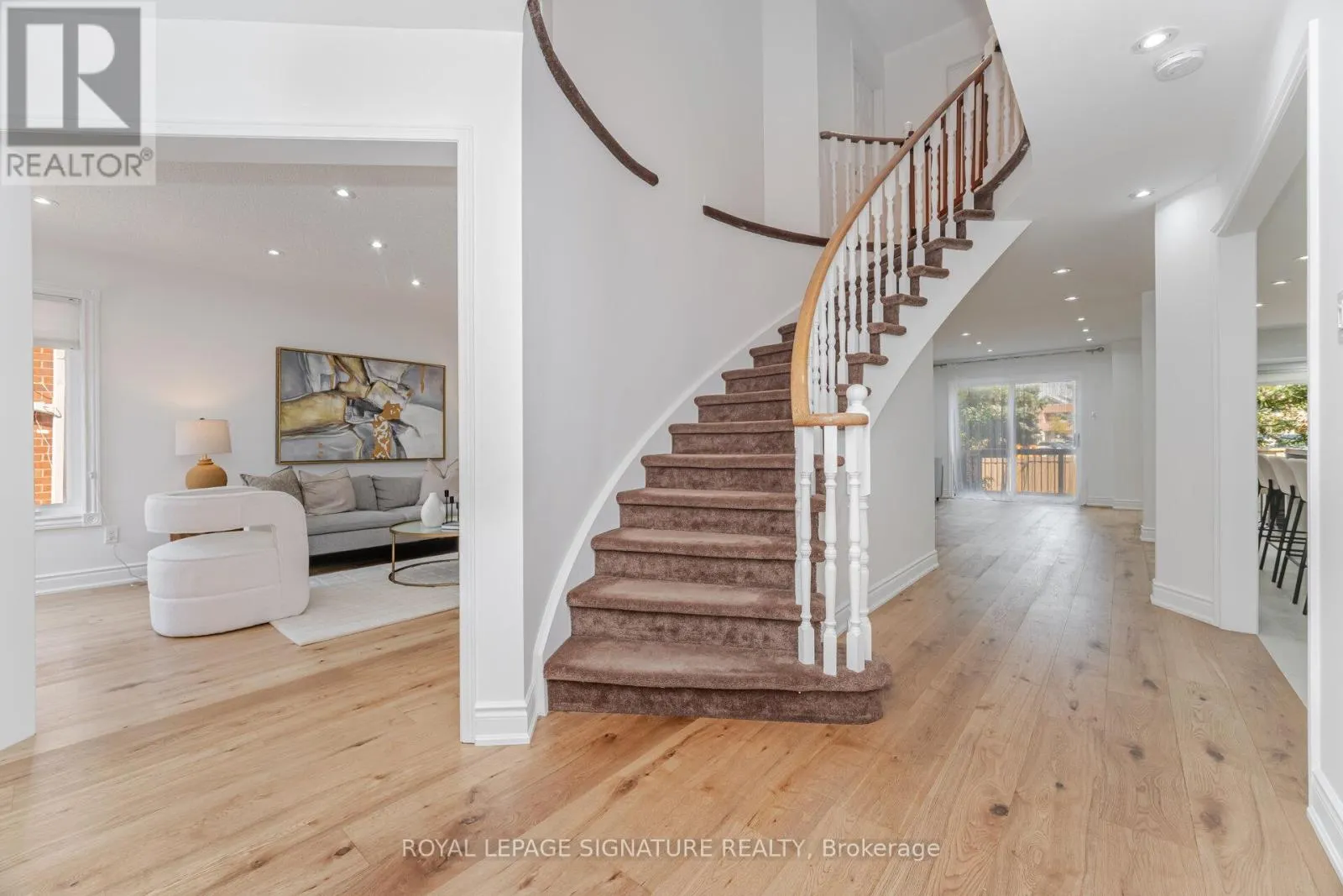 5217 FALLINGBROOK DRIVE