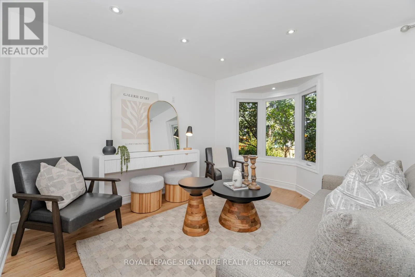 5217 FALLINGBROOK DRIVE