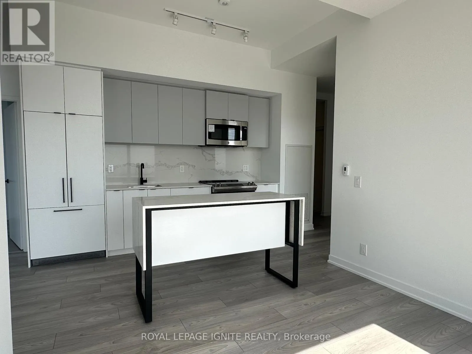 UNIT #1120 - 285 DUFFERIN STREET