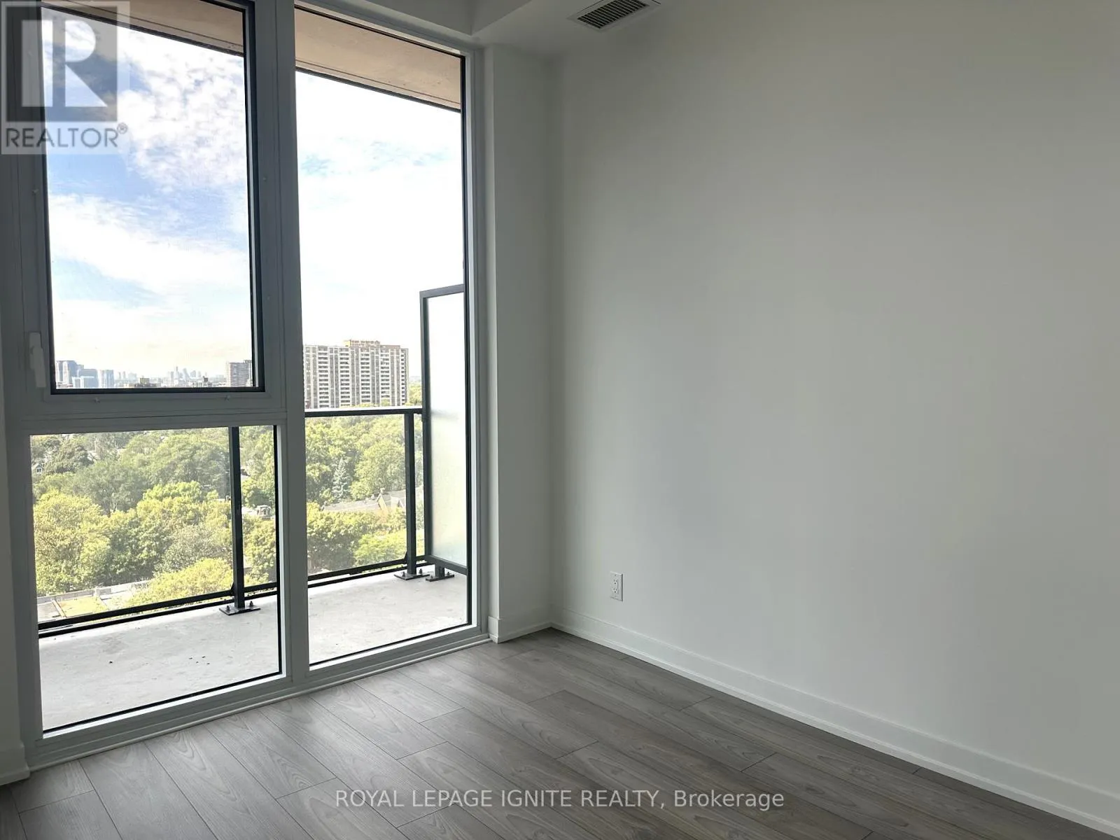 UNIT #1120 - 285 DUFFERIN STREET