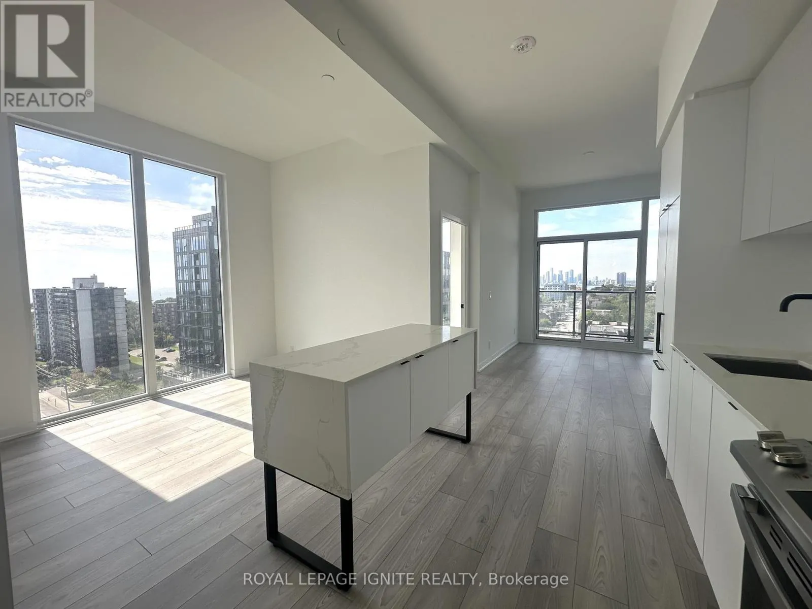 UNIT #1120 - 285 DUFFERIN STREET
