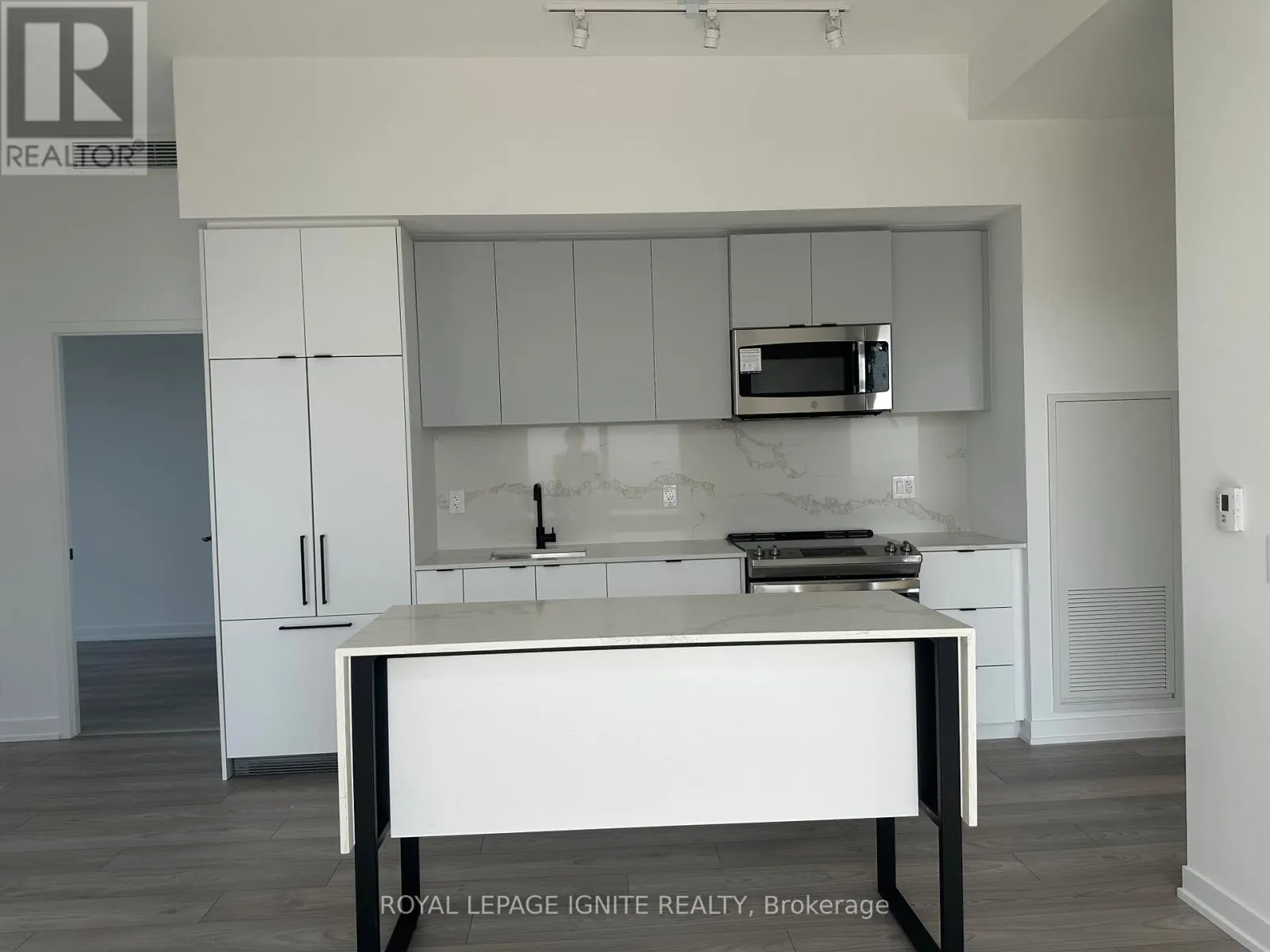 UNIT #1120 - 285 DUFFERIN STREET