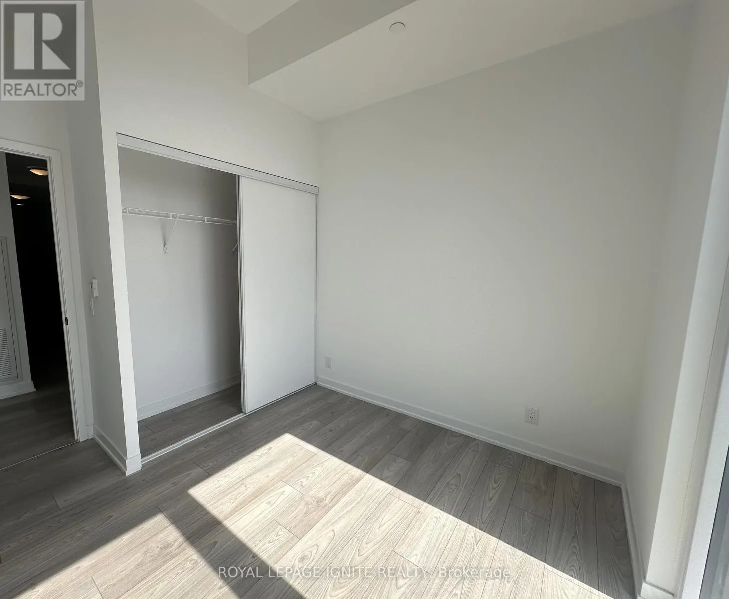UNIT #1120 - 285 DUFFERIN STREET