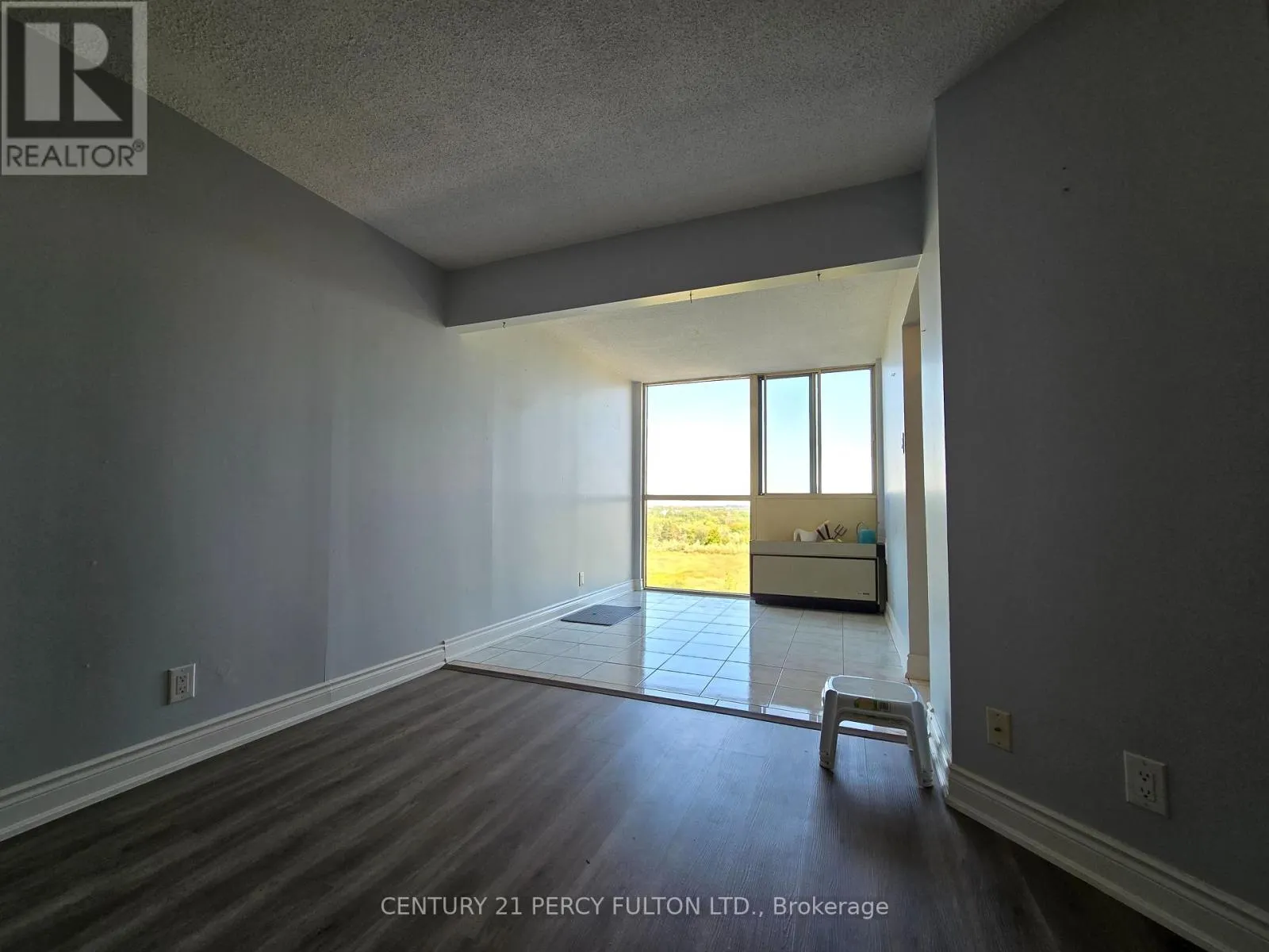 1103 - 61 MARKBROOK LANE