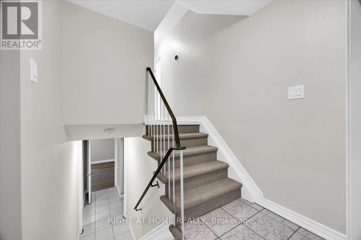 27 VILLATA GARDENS