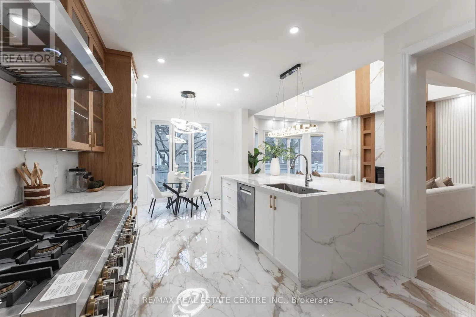 3352 PETRIE WAY